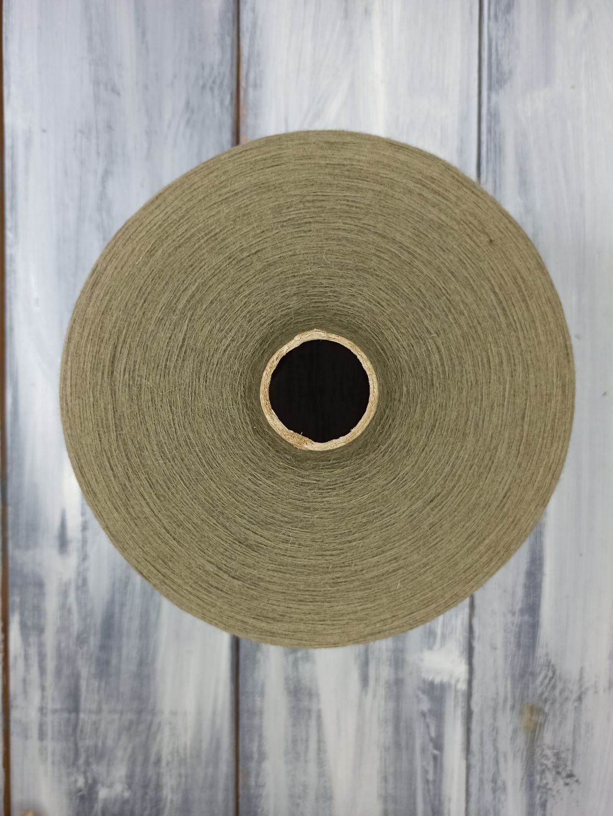 Слонимская пряжа на бобинах полушерсть