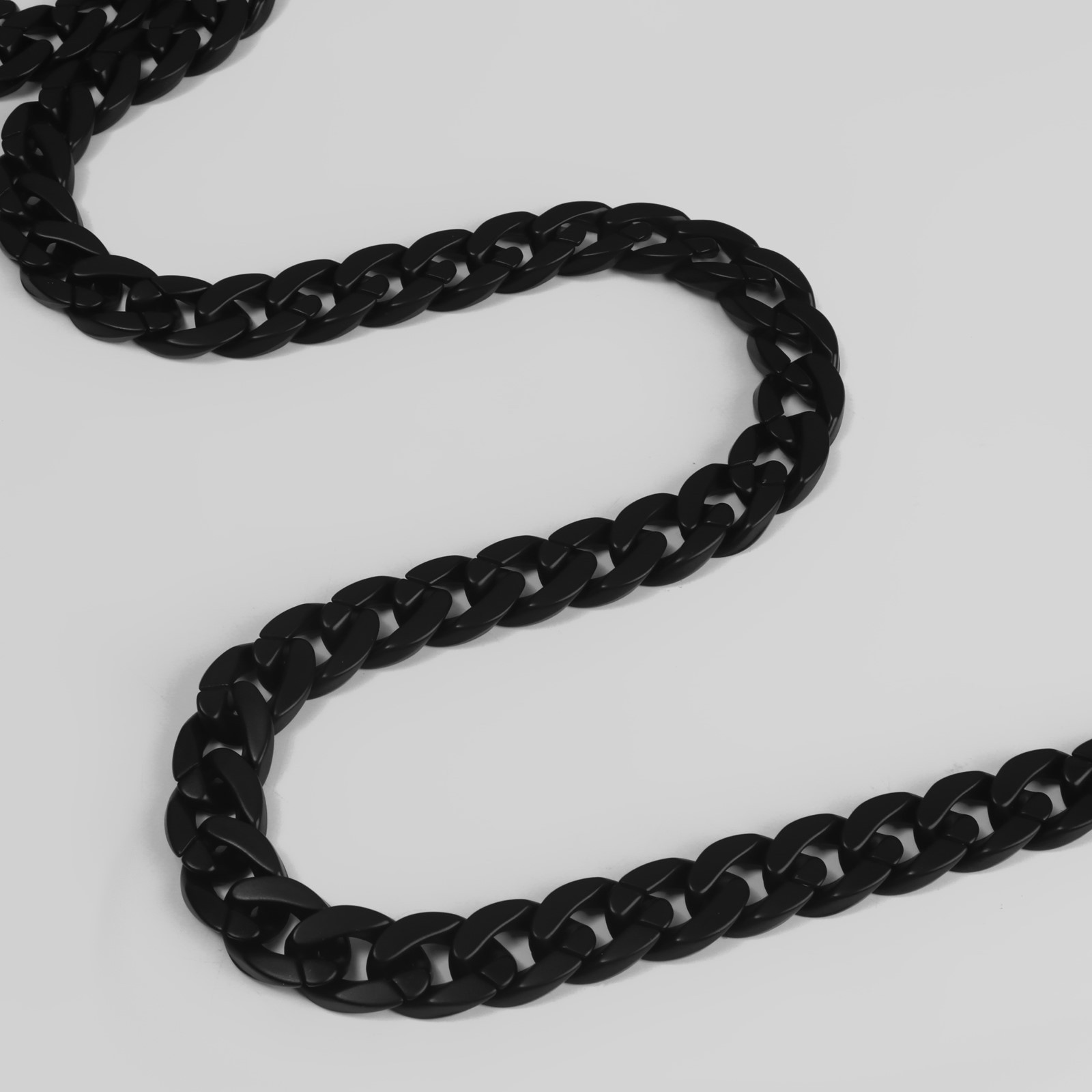 Цепочка для сумки пластиковая, 23 × 17 мм, 120 см