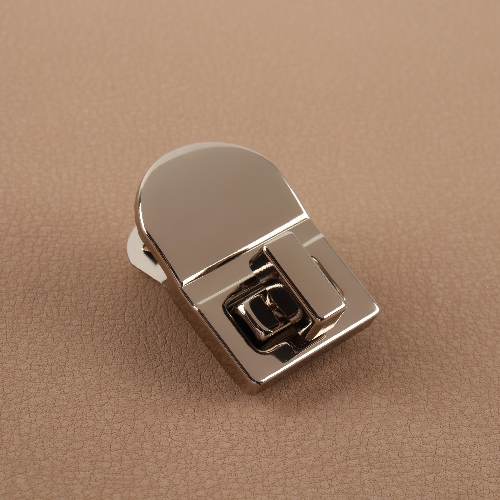 Застёжка для сумки, 2,3 × 3,5 см