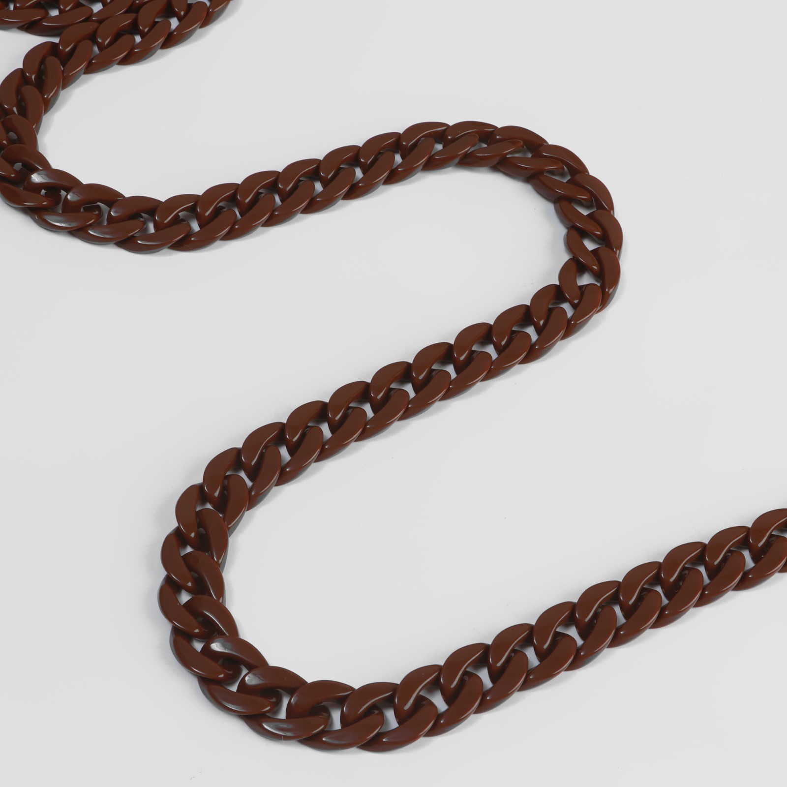 Цепочка для сумки пластиковая, 23 × 17 мм, 120 см