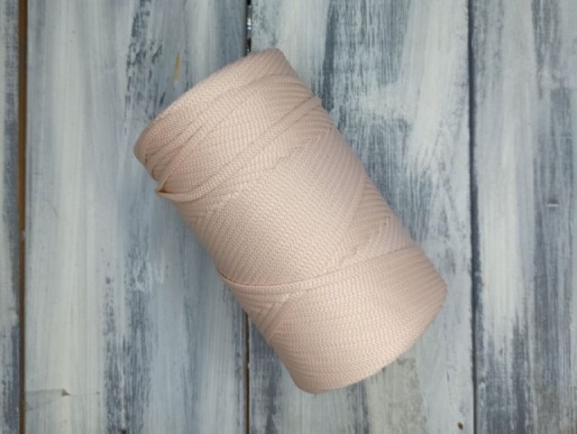 экрю Полиэфирный шнур 5-200 без сердечника